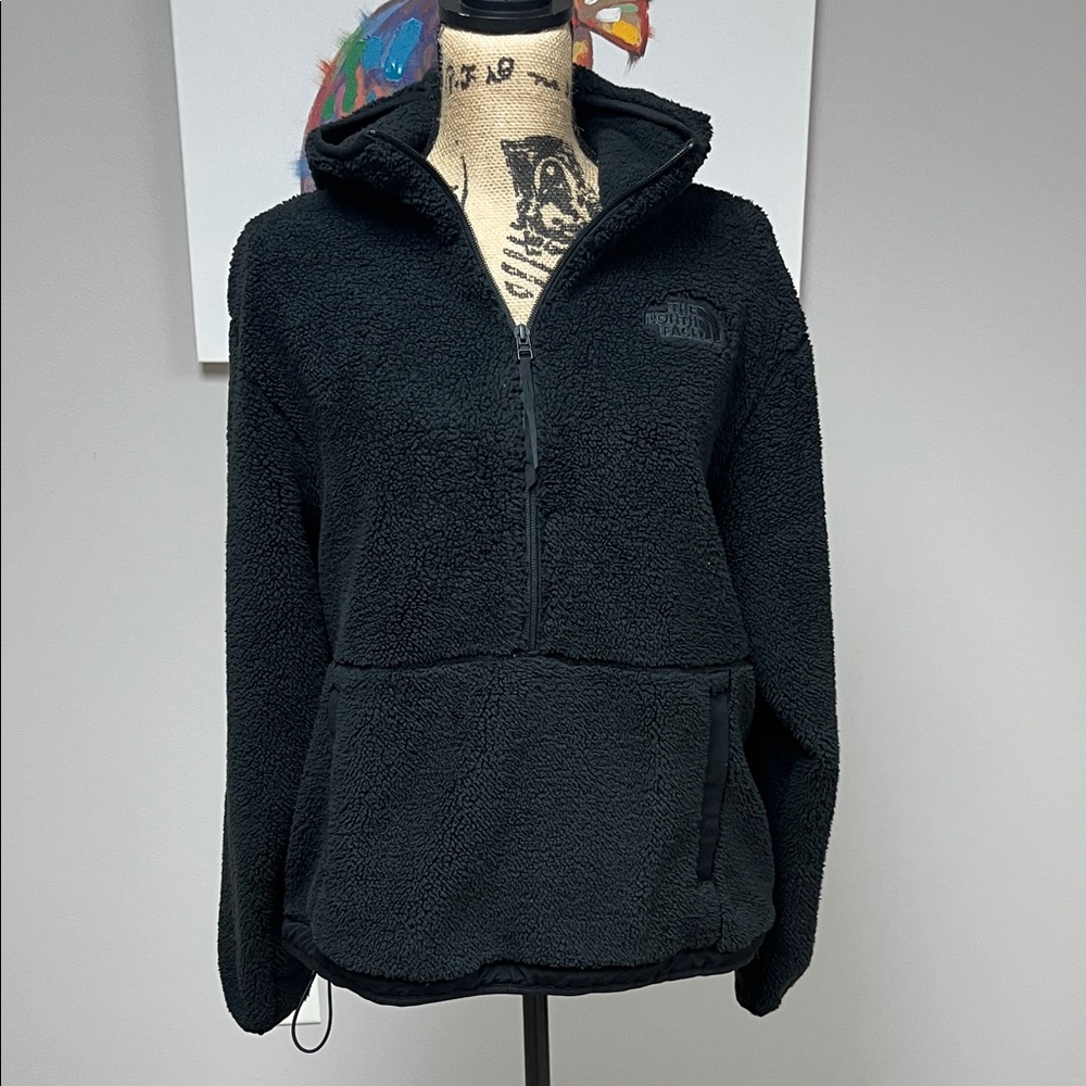The North Face Charcoal Fleece Pullover
